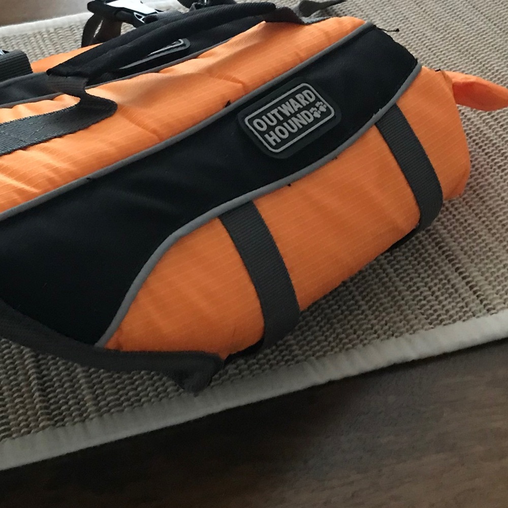 Outward Hound Dog Life Vest, small.